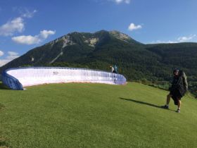 St. Vincent les Forts Startplatz mit Blick Dormillouse